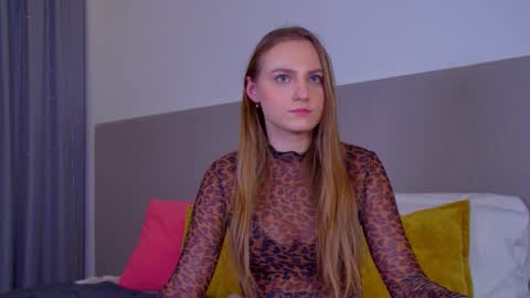Snapshot of melissamelrey chatting on 02/09/25, 05:22 MelissaBerry online show from 02/09/25, 05:22