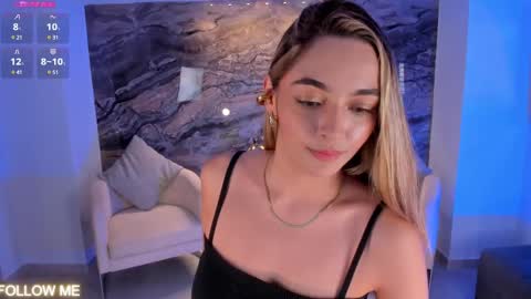 Snapshot of melissamoore_ chatting on 03/06/25, 06:19 Call me Meli online show from 03/06/25, 06:19