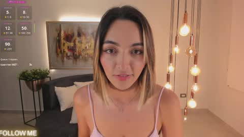 Snapshot of melissamoore_ chatting on 10/10/25, 03:05 Call me Meli online show from 10/10/25, 03:05