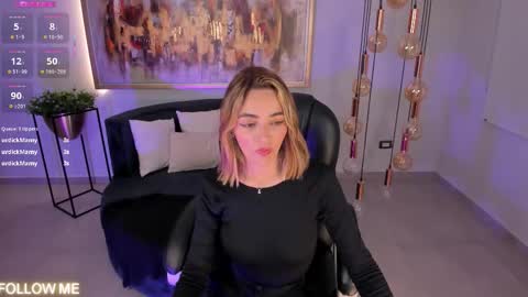 Snapshot of melissamoore_ chatting on 11/27/25, 02:46 Call me Meli online show from 11/27/25, 02:46