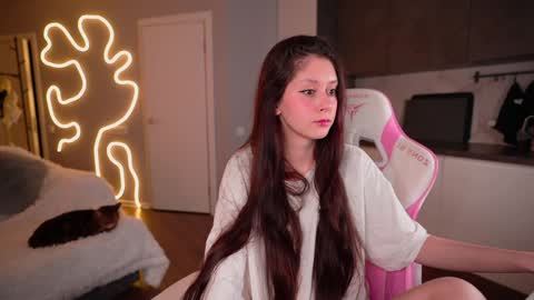 NEXT STREAM  in 7  3gmt---  online show from 09/26/25, 02:21