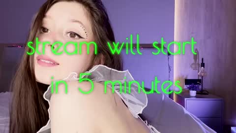 NEXT STREAM  in 7  3gmt---  online show from 11/02/25, 12:29