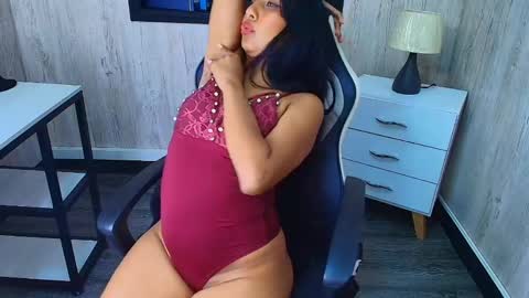 meliz_queen online show from 04/29/26, 06:14