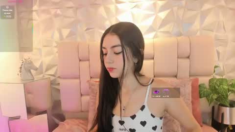  Mell online show from 07/10/26, 11:46