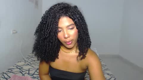 Snapshot of mell_rossi chatting on 12/16/25, 09:03 mell_rossi online show from 12/16/25, 09:03