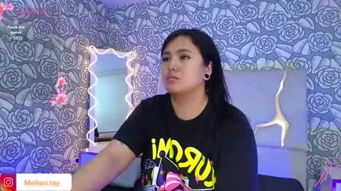 Snapshot of mellani_tay chatting on 01/03/25, 06:55 Mellani  online show from 01/03/25, 06:55