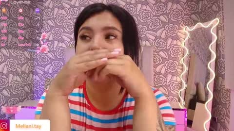 Snapshot of mellani_tay chatting on 02/07/25, 06:14 Mellani  online show from 02/07/25, 06:14