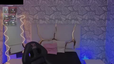 Snapshot of mellani_tay chatting on 09/15/25, 03:17 Mellani  online show from 09/15/25, 03:17