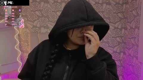 Snapshot of mellani_tay chatting on 10/01/25, 03:12 Mellani  online show from 10/01/25, 03:12