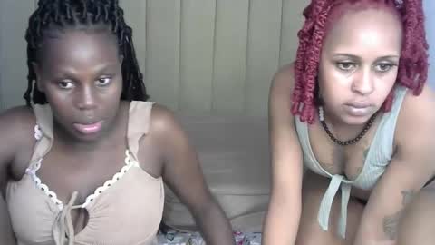 Snapshot of mellanyn chatting on 03/12/25, 01:03 mellanyn online show from 03/12/25, 01:03