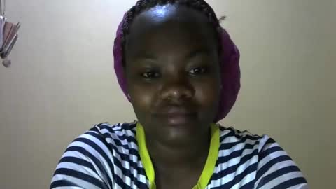 Snapshot of mellcy chatting on 01/04/25, 12:05 mell online show from 01/04/25, 12:05