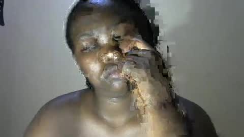 Snapshot of mellcy chatting on 02/12/25, 11:51 mell online show from 02/12/25, 11:51