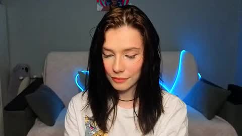 mellhyees online show from 03/01/26, 05:04