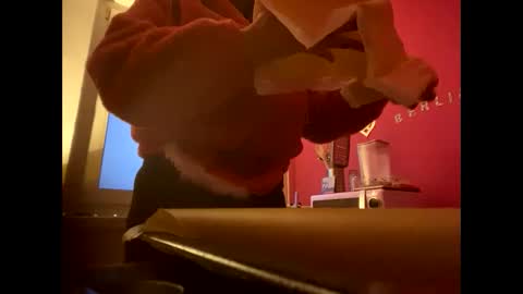 Melli online show from 12/25/24, 03:17