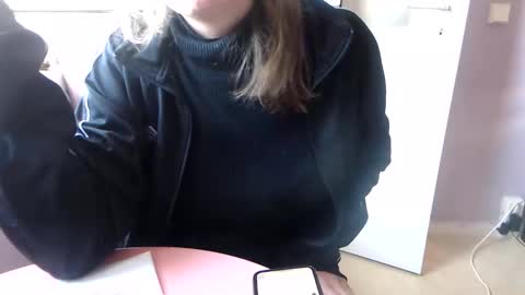 Melli online show from 10/13/25, 01:11