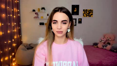 Tessa online show from 12/07/24, 09:00