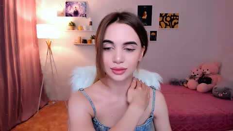 Tessa online show from 02/28/25, 10:50