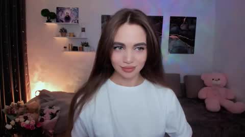 Tessa online show from 12/17/25, 09:21