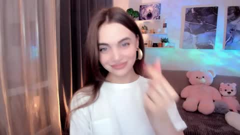 Tessa online show from 03/04/26, 03:23