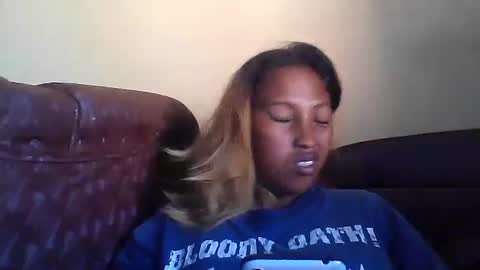 mellissa online show from 04/21/26, 01:17