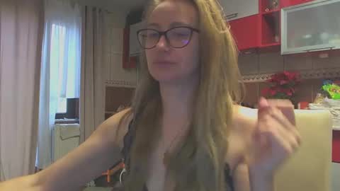 Melly online show from 01/15/25, 08:09