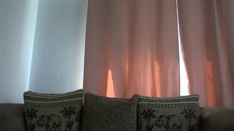 Snapshot of melly_rosey chatting on 05/12/26, 11:18 Melly online show from 05/12/26, 11:18