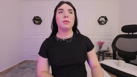 Snapshot of meloddysky chatting on 11/10/25, 07:13 Meloddy online show from 11/10/25, 07:13