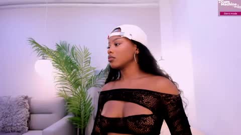 Melodi Skye online show from 06/06/26, 04:39