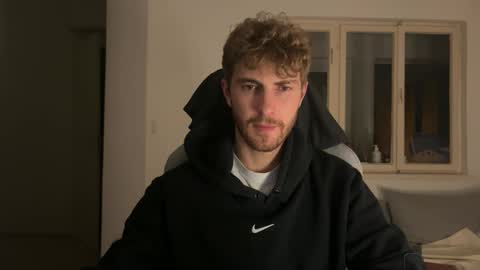 Snapshot of melodicass chatting on 10/28/25, 11:29 Melodicass online show from 10/28/25, 11:29