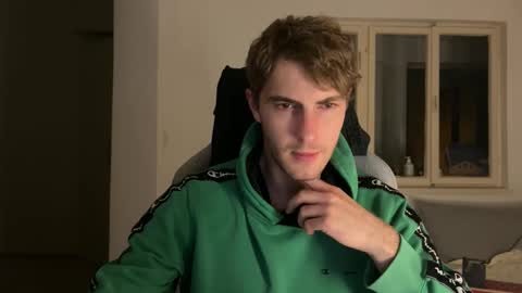 Snapshot of melodicass chatting on 11/05/25, 10:54 Melodicass online show from 11/05/25, 10:54