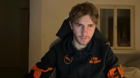 Snapshot of melodicass chatting on 11/15/25, 10:59 Melodicass online show from 11/15/25, 10:59