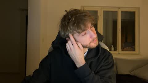 Snapshot of melodicass chatting on 11/27/25, 12:56 Melodicass online show from 11/27/25, 12:56