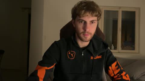 Snapshot of melodicass chatting on 12/21/25, 11:45 Melodicass online show from 12/21/25, 11:45