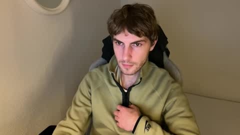 Snapshot of melodicass chatting on 01/09/26, 10:33 Melodicass online show from 01/09/26, 10:33