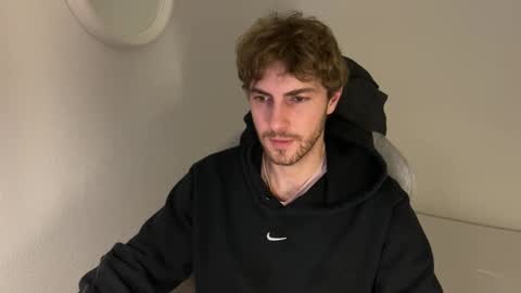 Snapshot of melodicass chatting on 01/17/26, 10:57 Melodicass online show from 01/17/26, 10:57