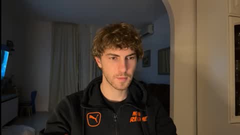 Snapshot of melodicass chatting on 02/15/26, 12:07 Melodicass online show from 02/15/26, 12:07