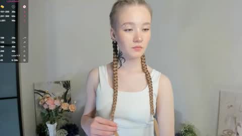 melodievejar online show from 01/11/26, 04:06