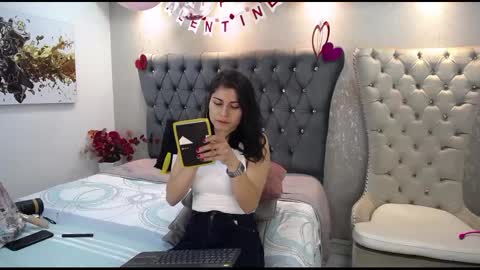 Melodi online show from 02/18/25, 01:00