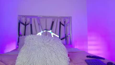    online show from 11/27/25, 08:22