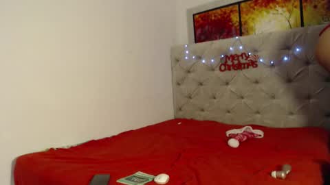 melody phillips online show from 12/13/24, 07:32