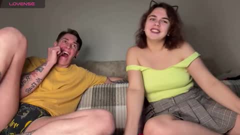 melody_song online show from 11/22/25, 10:36