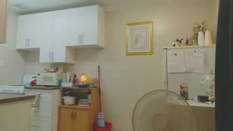 Snapshot of melodyredux_62 chatting on 09/18/25, 03:03 Melody online show from 09/18/25, 03:03