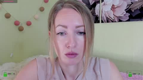 Melody My schedule this week  Wednesday Thursday Sunday online show from 12/04/24, 03:43