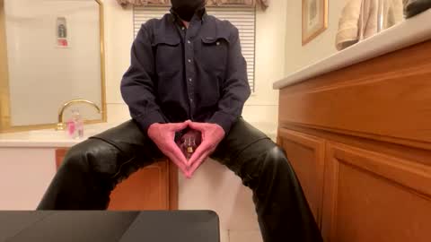 Snapshot of melonlover101 chatting on 03/03/26, 03:45 LexDareon online show from 03/03/26, 03:45