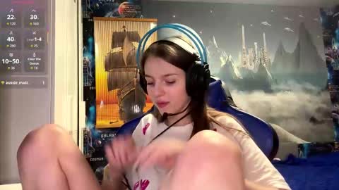 Hi Im Aria 18 years old online show from 02/21/26, 05:03