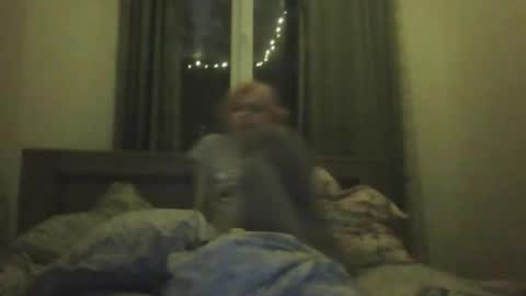 Snapshot of melted_l chatting on 10/01/25, 11:44 krinzhulya online show from 10/01/25, 11:44