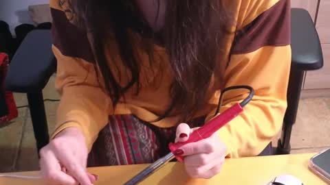 Snapshot of memikouki chatting on 01/11/25, 04:03 Megumi Aina online show from 01/11/25, 04:03