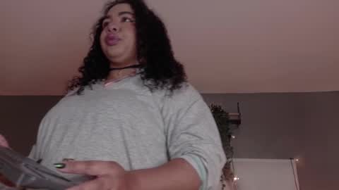  Memphis Williams  online show from 11/11/25, 02:44