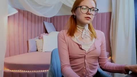 memymee_ online show from 06/10/26, 01:28
