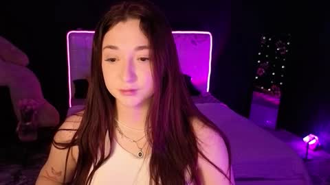 Snapshot of mencialo chatting on 11/25/25, 09:09 Mencialo online show from 11/25/25, 09:09